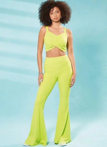 Miniatura 4 de McCall's M8368A - Kit de patrón de costura para tops y pantalones acampanados, código M8368, tallas XS-S-M-L-XL