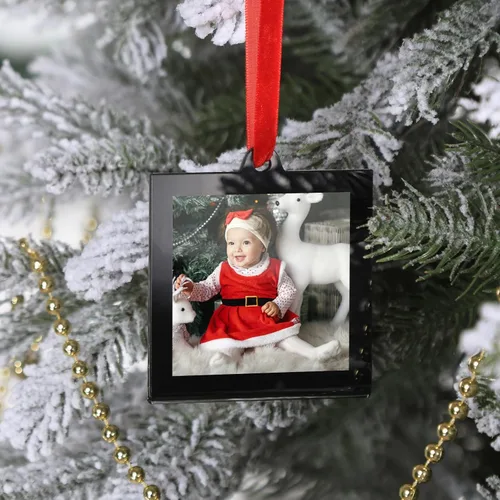 Miniatura 3 de UNIQOOO 8 adornos de marcos de fotos de acrílico negro de Navidad para mostrar fotografías, 2.5 x 2.5 pulgadas decoración colgante festiva, marcos