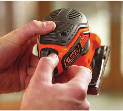 Miniatura 9 de Black+Decker BDEQS300 - Lijadora orbital de 1/4 de hoja