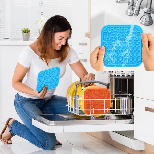 Miniatura 4 de Alfombrilla para lamer perros – Alfombrilla de alimentación lenta con ventosas para mantequilla de maní, golosinas de alimentos y yogur – 2