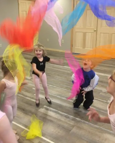 Miniatura 2 de Pañuelos de Malabarismo, 12 PCS Pañuelos de Baile para Niños Pañuelos de Seda para Juegos Infantiles para Niños Pequeños Movimiento Musical Pañuelo