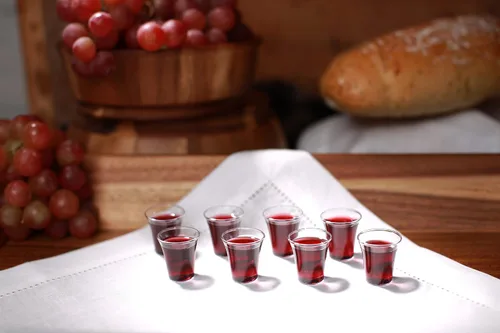 Miniatura 4 de Grace, vasos para comunión, caja de 1000 unidades, desechables de plástico, se ajustan a las charolas estándar de la Sagrada Comunión