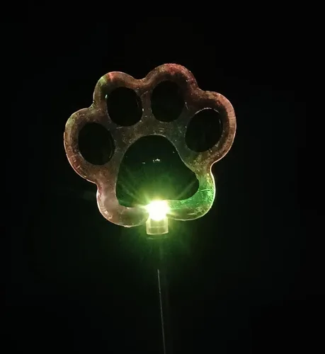 Miniatura 7 de Starry Illuminate - Juego de 2 luces solares de estaca para jardín, estilo cambiante de color (pata de perro)