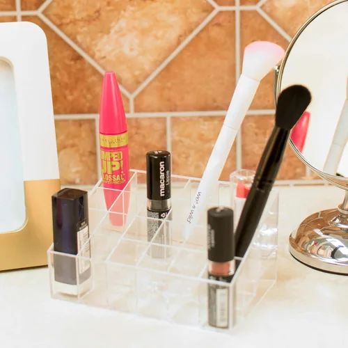 Miniatura 5 de Organizador de cosméticos y maquillaje transparente. Para labiales en barra, pinceles, frascos y más. Soporte transparente para estantes.