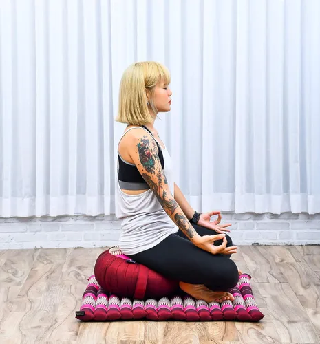 Miniatura 4 de Leewadee Juego de cojines de meditación: 1 almohada redonda de meditación Zafu y 1 alfombrilla de meditación Zabuton cuadrada enrollable, paquete