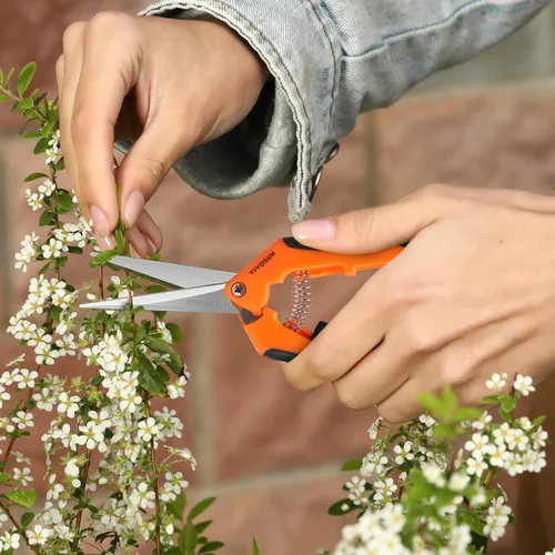 Miniatura 9 de VIVOSUN Paquete de 2 tijeras de jardinería de 6.5 pulgadas, tijeras de podar de mano con cuchillas rectas de acero inoxidable, color naranja