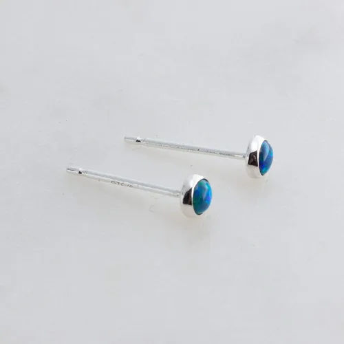 Miniatura 62 de Aretes pequeños de plata de ley para cartílago, tragus, hélix, múltiples piercings hipoalergénicos, piedra natal para mujer, juego de bisel