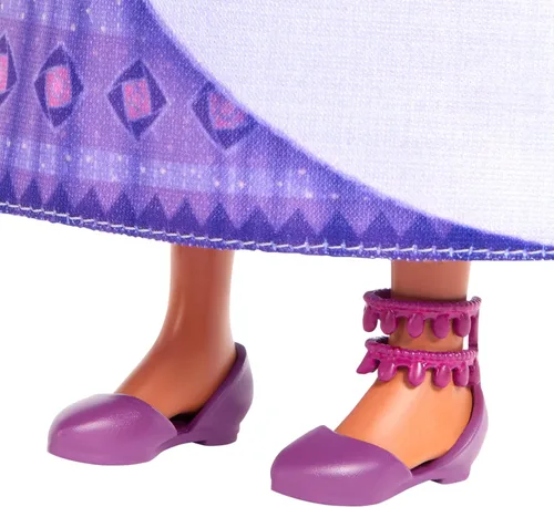 Miniatura 7 de Mattel Disney Wish Toys, Asha of Rosas - Muñeca de moda posable con pelo natural, ropa extraíble, zapatos y accesorios