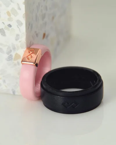 Miniatura 14 de Rinfit Anillos de silicona a juego para parejas, juegos de alianzas de boda de silicona para él y ella, diseño patentado MetalInfinity e Infinity