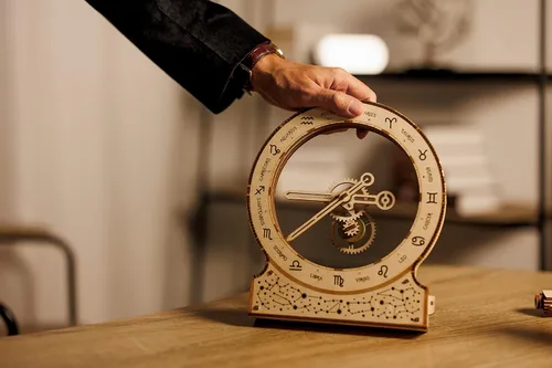 Miniatura 5 de Wood Trick Reloj cinético moderno, rompecabezas de madera 3D para niños y adultos, diseño estético de mecanismo mágico, kits de modelos de bricolaje