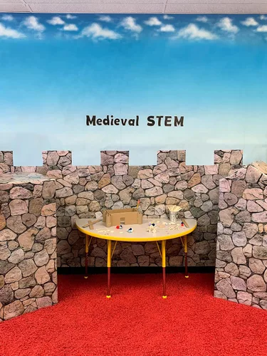 Miniatura 3 de Teacher Created Resources Nubes mejor que el papel 77367 - Rollo de tablón de anuncios