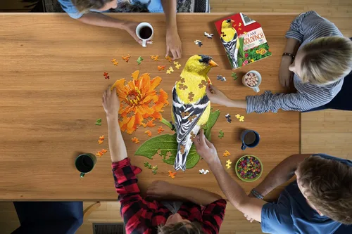 Miniatura 6 de Madd Capp Puzzles - I AM Goldfinch - 300 piezas - Rompecabezas en forma de animal, multicolor
