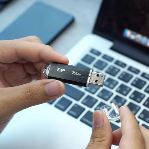 Miniatura 6 de Silicon Power 128 GB Blaze B02 128 GB USB 3.0 Negro unidad flash USB