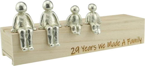 Miniatura 6 de Idea del 29 aniversario – 29 años que hicimos un adorno de metal familiar – Elige tu combinación familiar (1 niño)