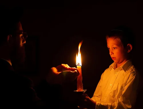 Miniatura 5 de Ner Mitzvah Vela Havdalah trenzada de cera de abejas – Trenza de Chevron ancha redondeada – Vela trenzada de cera de abejas bañada a mano de 7