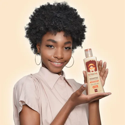 Miniatura 9 de ETNIKER - Set de champú nutritivo y crema para peinar Cabello afro texturizado, rizado y ondulado Limpia, hidrata, nutre y define Coco
