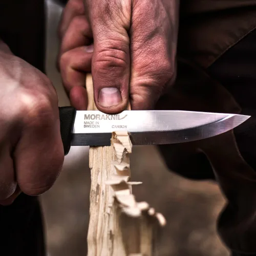 Miniatura 8 de Morakniv Companion Cuchillo de hoja fija de acero al carbono con funda