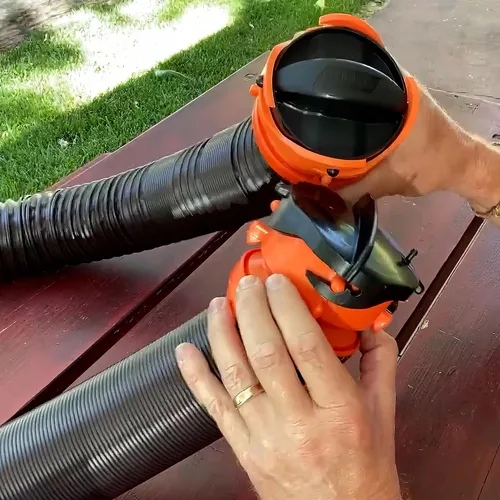 Miniatura 4 de Camco Rhino Flex Cap Bayoneta y Tapa de Codo - Sella ambos extremos de tu manguera de alcantarillado para formar una conexión hermética contra One
