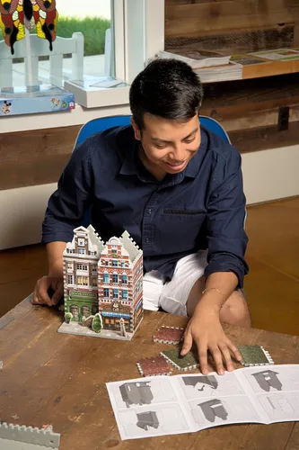 Miniatura 7 de Wrebbit3D Fire Station - Rompecabezas 3D Colección Urbania 285 piezas de rompecabezas Paisaje urbano encantador y único de una ciudad pequeña