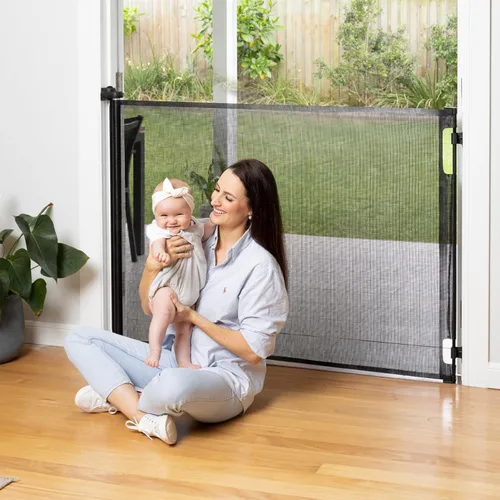 Miniatura 17 de Puerta retráctil para bebé Perma Child Safety 33 pulgadas de alto x 55 pulgadas de ancho, malla, para escaleras, puertas, perros, mascotas