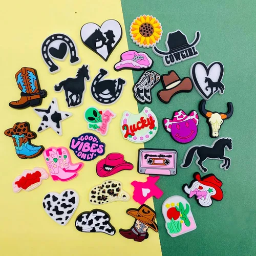 Miniatura 2 de 30 50 dijes bohemios de vaquera rosa para zapatos para decoración de zuecos Crock, sandalias de paz, accesorios para niñas, mujeres, niños