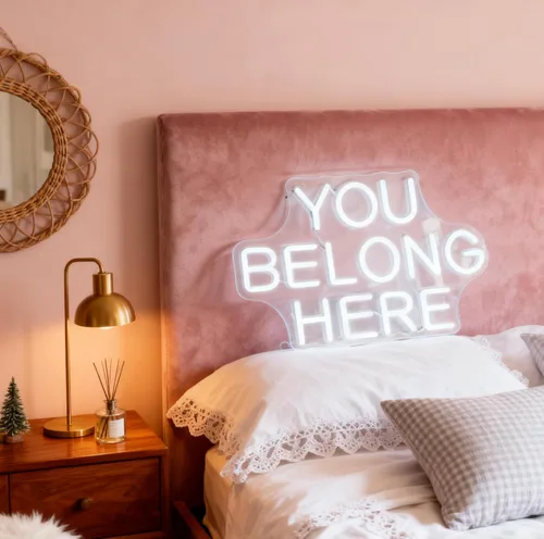 Miniatura 7 de Letrero de neón LED con texto en inglés "You Belong Here", luz de neón decorativa regulable alimentada por USB, para el hogar, sala de estar