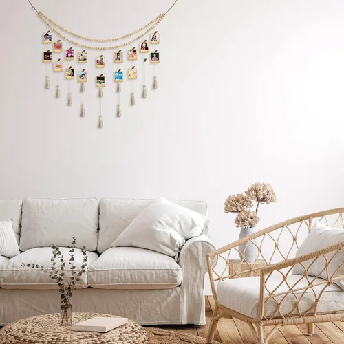 Miniatura 7 de Amyhill Expositor de fotos colgante de macramé bohemio con 24 clips de pared de madera, marco de collage de macramé con cuentas de madera