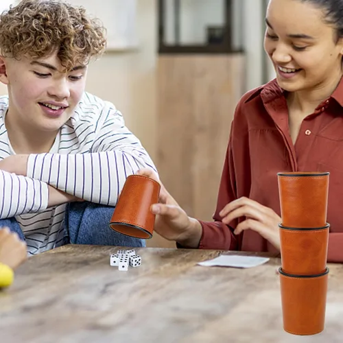 Miniatura 7 de Juego de tazas de dados con forro de fieltro de cuero PU de Reriver, 6 tazas silenciosas mezcladoras de dados con 36 dados para juegos de Bar Party