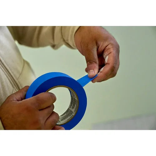 Miniatura 14 de ScotchBlue Cinta de pintura original multisuperficie, 1 pulgada de ancho (0.94 pulgadas x 60 yardas), 3 rollos, cinta de pintura azul que protege