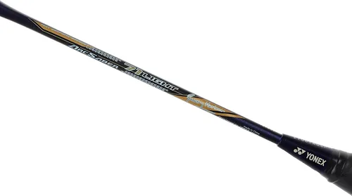 Miniatura 4 de Yonex Arcsaber 71 Raquet de bádminton grafito claro con cubierta completa gratis (2.72 oz, 30 libras de tensión)