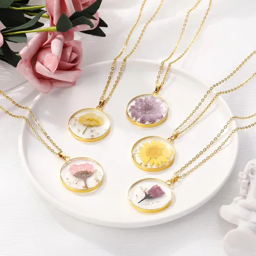 Miniatura 5 de BIRDAYPRE Handmade Pressed Flower Pendant Necklace Birth Flower Necklaces Round Resin Necklace for Women Girls 18K Gold Plated Chain Flower Jewelry