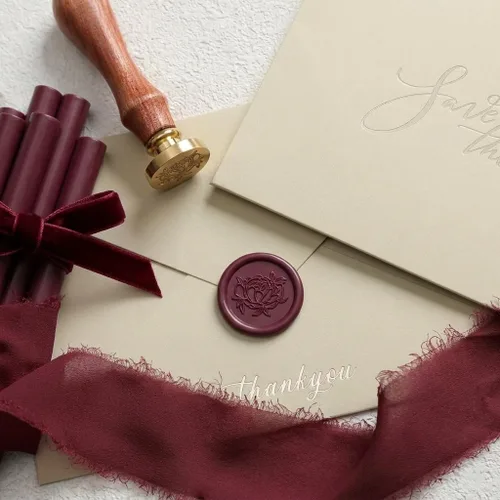 Miniatura 2 de UNIQOOO - Barras de cera para sello de pistola de pegamento tono joya rubí marsala rojo para sello de cera - Ideal para invitaciones de boda, sobres