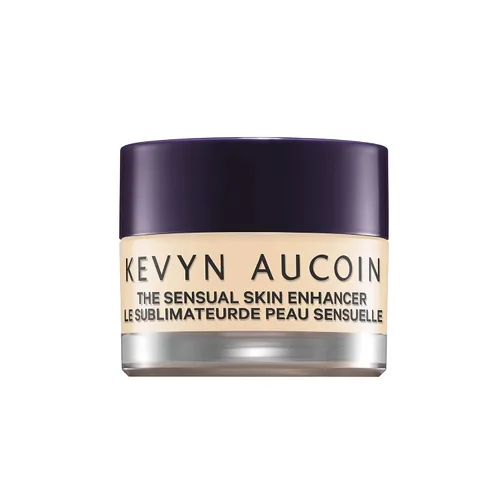 Miniatura 23 de Kevyn Aucoin The Sensual Skin Enhancer - Disponible en 16 tonos: unifica el tono de la piel. Fundación todo en uno, corrector, resaltado y contorno.