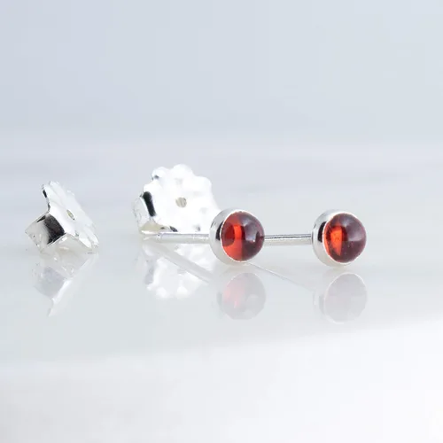 Miniatura 92 de Aretes pequeños de plata de ley para cartílago, tragus, hélix, múltiples piercings hipoalergénicos, piedra natal para mujer, juego de bisel