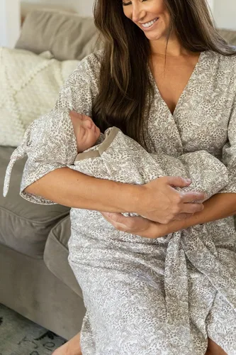 Miniatura 3 de Baby Be Mine Conjunto de bata de maternidad y manta a juego camisón de lactancia bebé niño niña