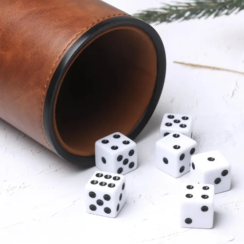Miniatura 6 de Juego de dados de piel sintética marrón, coctelera de dados forrada de fieltro con 6 dados para juego Liars Farkle Yahtzee, paquete de 2