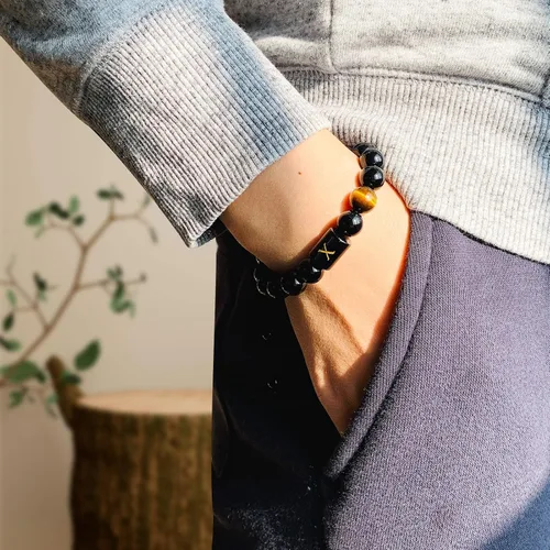 Miniatura 120 de SUMMER LOVE Regalos para el Día del Padre, pulsera con inicial de piedra de ónix negro de 0.394 pulgadas para hombres, pulsera de cuerda trenzada