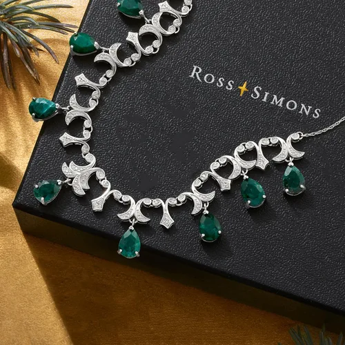 Miniatura 3 de Ross-Simons Collar de esmeralda de 20,00 qt y diamantes de 28 qt t t t en Plata de Ley