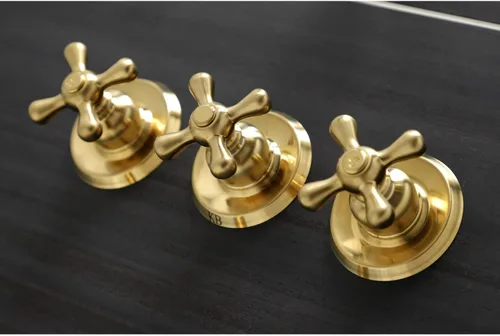 Miniatura 4 de Kingston Brass KB233AXAB Grifo victoriano de triple mango para bañera y ducha en latón antiguo