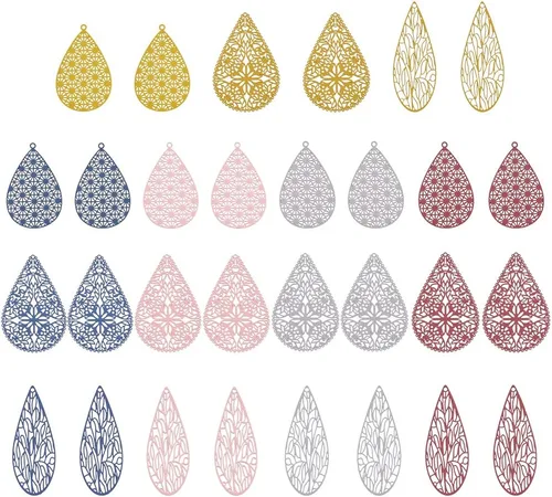 BENECREAT 30 dijes de gota de lágrima para hacer aretes pintados en aerosol con agujero de 0.069 pulgadas, 15 estilos de adornos para hacer joyas de