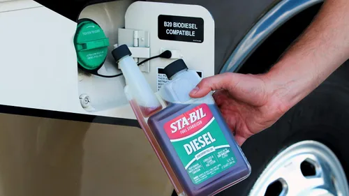 Miniatura 10 de STA-BIL (22255) Estabilizador de combustible diésel y mejorador de rendimiento, mantiene el combustible diésel fresco hasta 12 meses, lubrica