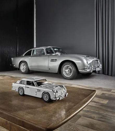 Miniatura 3 de LEGO Creator Expert James Bond Aston Martin DB5 10262 - Kit de construcción (1295 piezas)