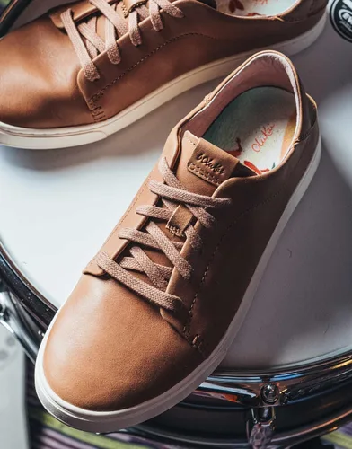 Miniatura 6 de OLUKAI Pehuea Li 'ili - Tenis de cuero para mujer, zapatos casuales para uso diario con tacón caído, suela de goma que no deja marcas, ajuste cómodo