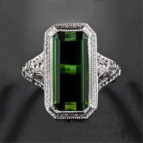 ChenFeng Anillo de plata 925 hecho a mano con corte baguette con piedra esmeralda verde simulada para hombre y mujer (9)