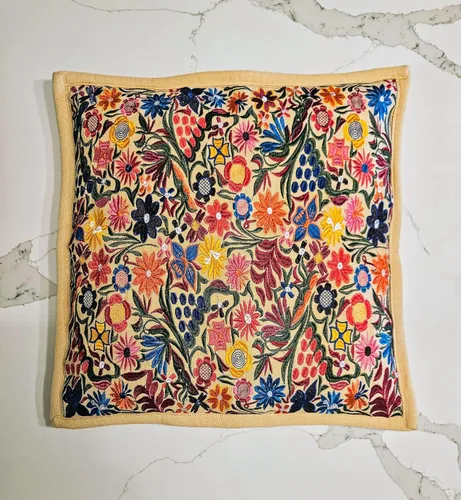 Miniatura 3 de ALKIMIA INC Funda de almohada mexicana hecha a mano Chiapas Bordado (Beige)