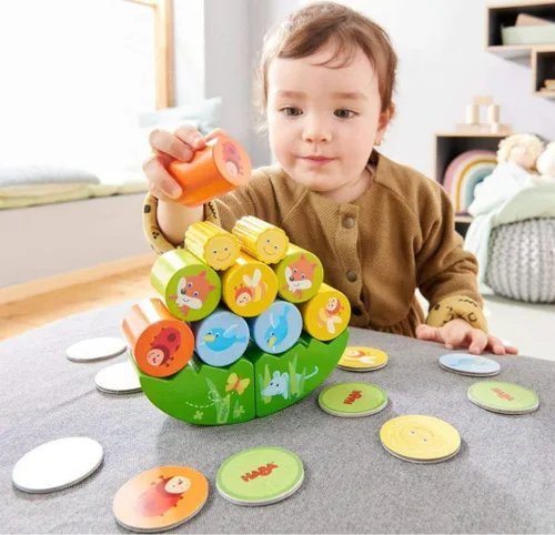 Miniatura 2 de HABA - Juego de apilamiento Fox, juguete de madera para más de 2 años, juego de habilidades motoras con prado tambaleante y 10 piedras apilables