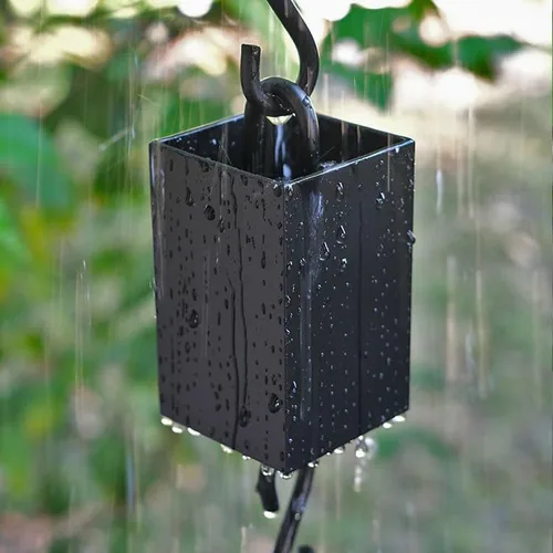 Nutshell Stores Cadena de lluvia cuadrada de aluminio Kenchiku - Negro - 8 pies bronce