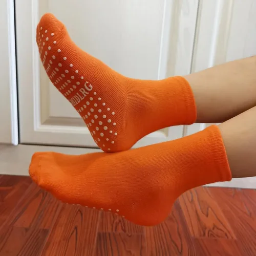 Miniatura 4 de Calcetines tobilleros con agarre para niños y niñas 1-33-55-7T