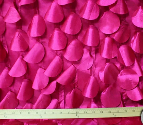 Miniatura 6 de Pétalo redondo de tela de tafetán de 54 pulgadas de ancho vendido por The Yard (negro)