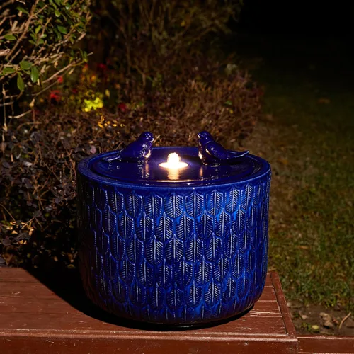Glitzhome Fuente de agua de cerámica para jardín de 14.75 pulgadas de alto con luces LED y bomba, dos pájaros en relieve con patrón de hojas para